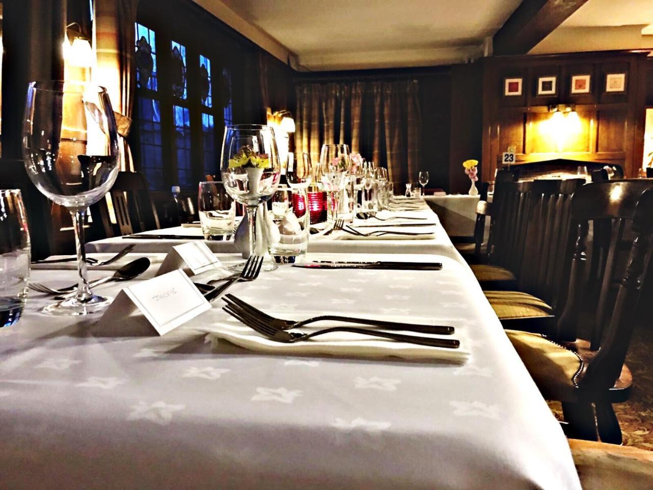 The Lion Hotel Buckden  Exterior foto